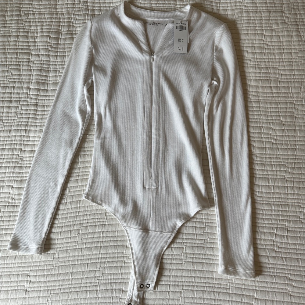 Abercrombie & Fitch Bodysuit